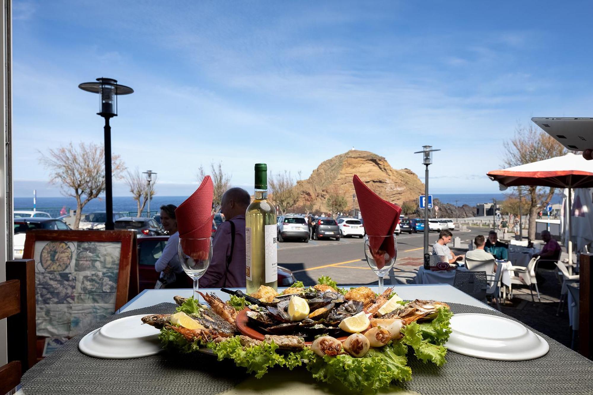 Perola Views Inn By Madeira Sun Travel Porto Moniz Dış mekan fotoğraf